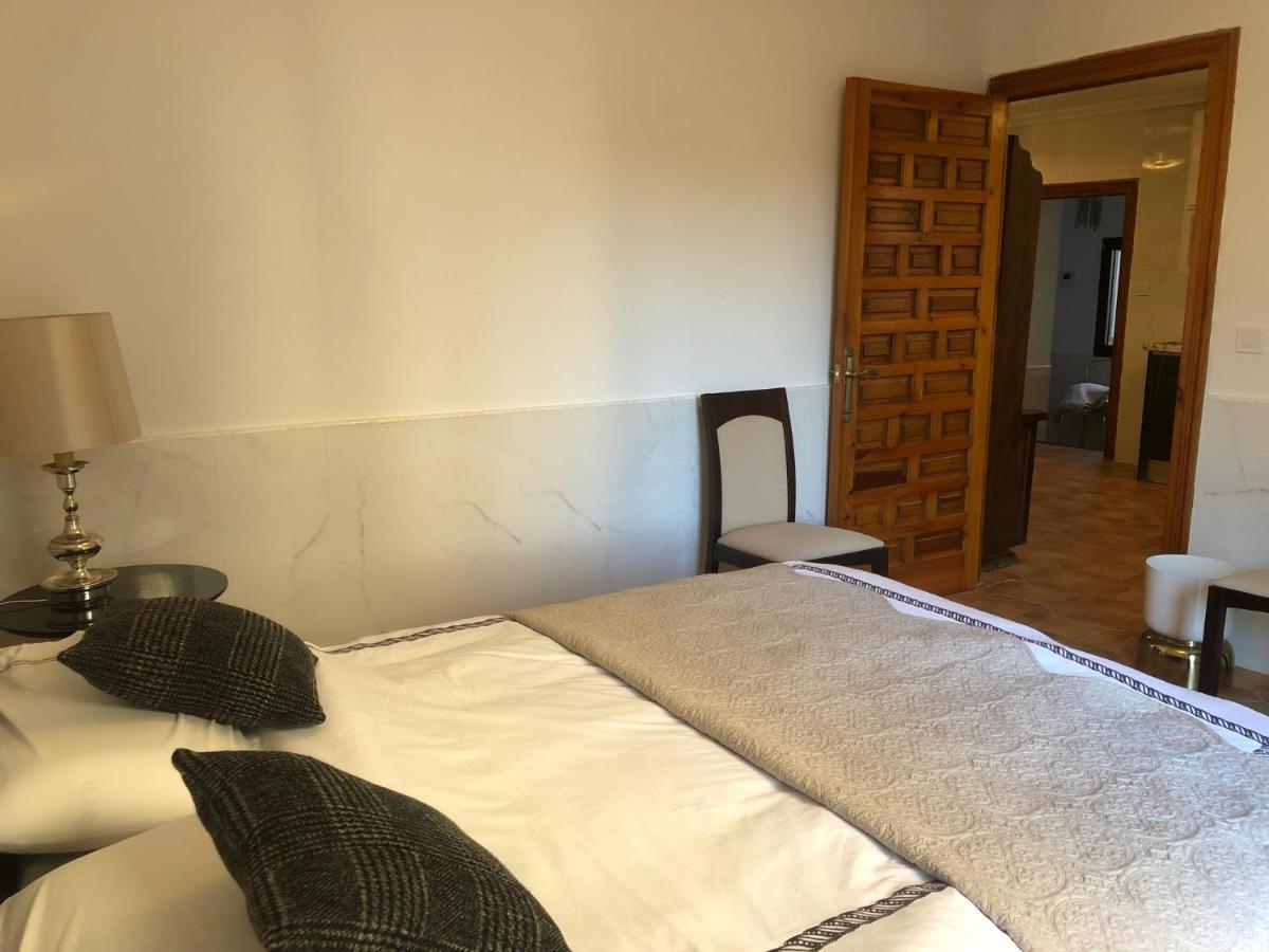 Apartamentos Toledo Casa Galeria De Los Aljibes Eksteriør bilde